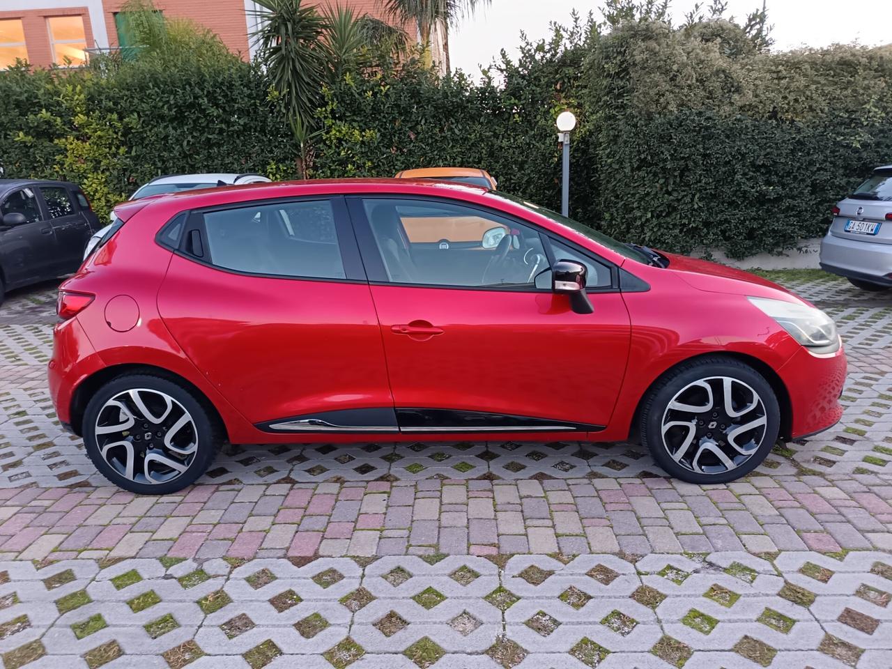 Renault Clio 0.9 TCe 12V 90CV Start&Stop 5 porte Energy