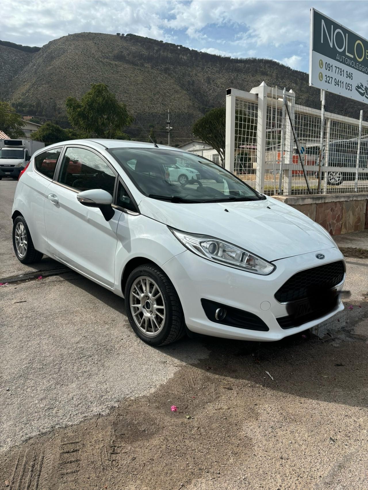 Ford Fiesta 1.5 TDCi 75CV 3 porte Titanium ANNO 2016 KM 90.000 PER INFO 3279411053