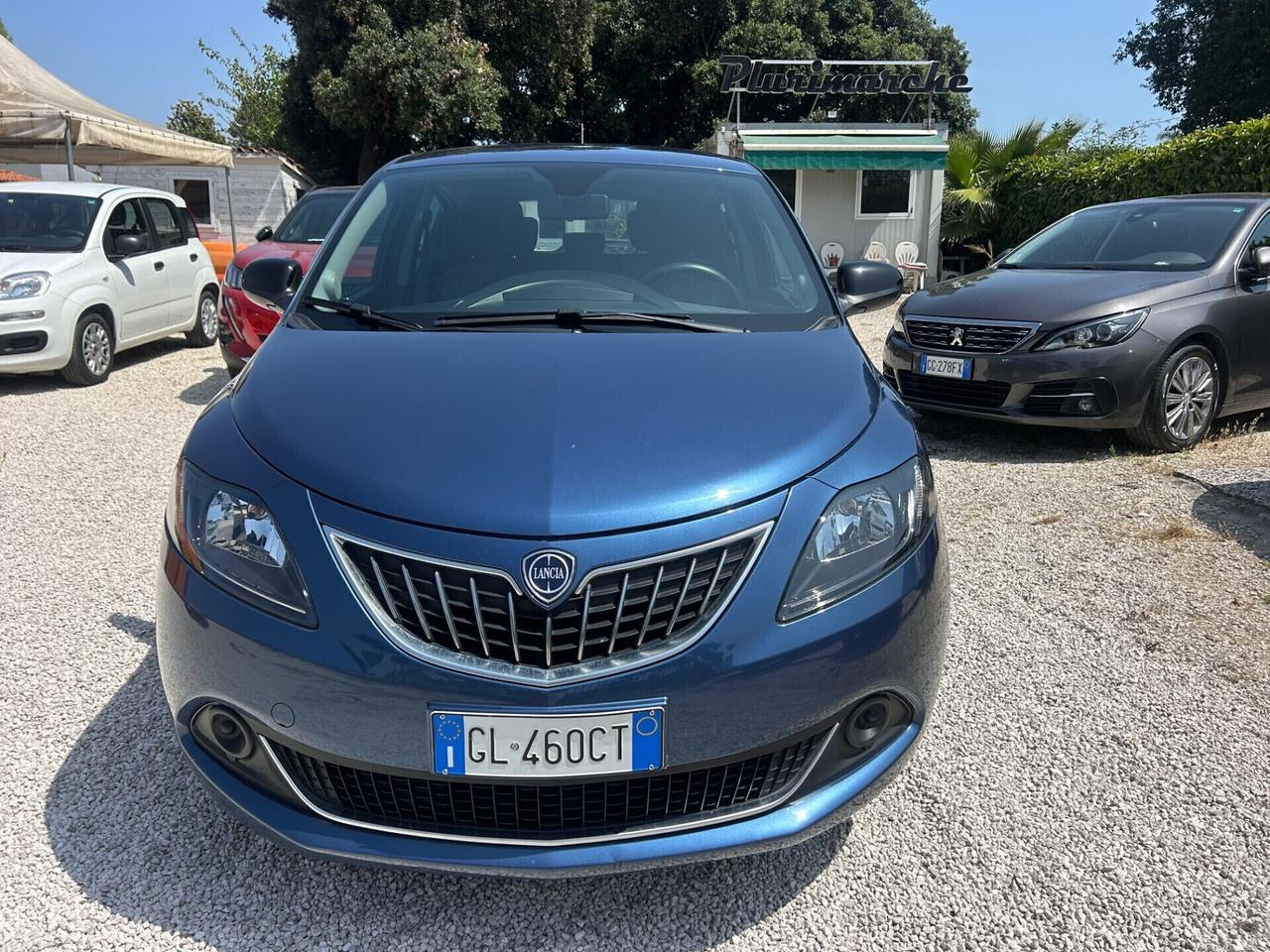 Lancia Ypsilon 1.0 FireFly 5 porte S&S Hybrid Silver