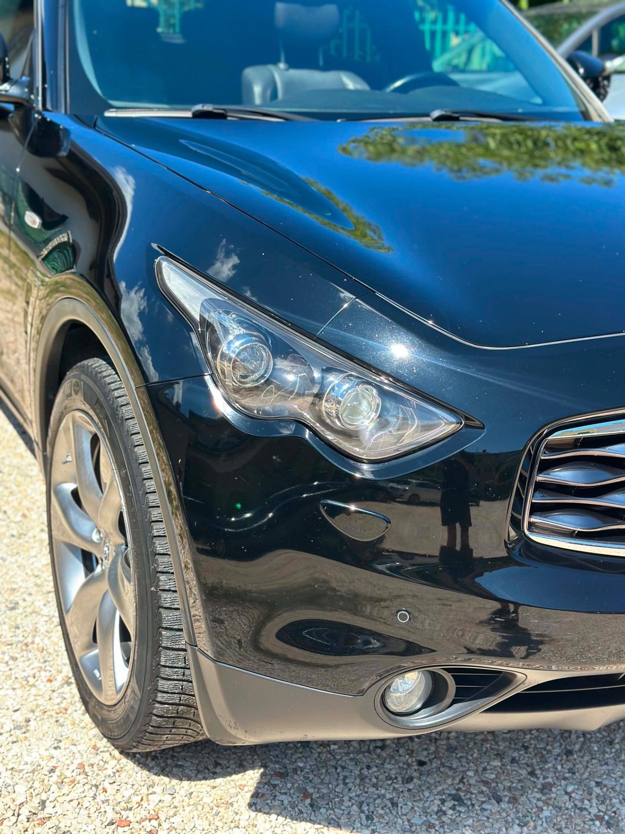 Infiniti FX30d S PREMIUM KMCERT UNICOPR GARANZ