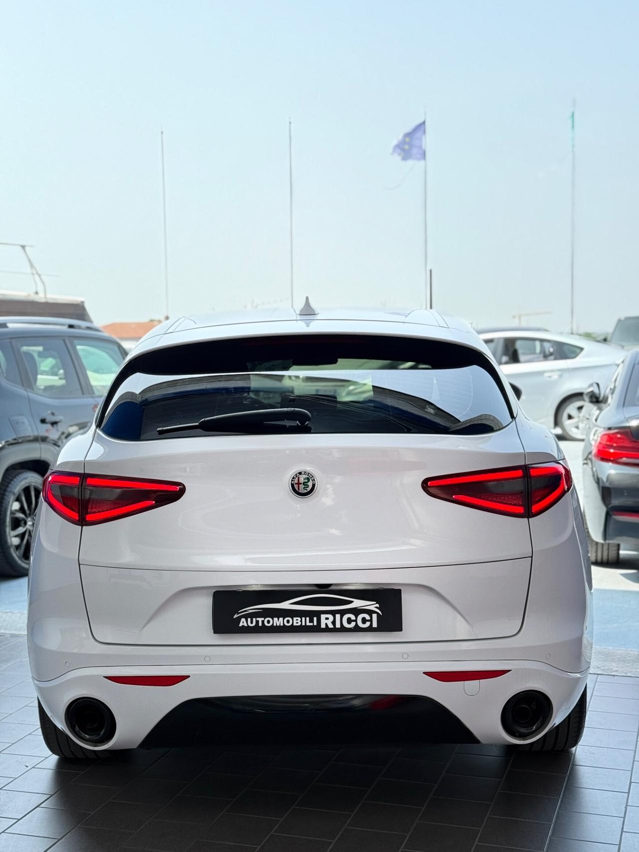 Alfa Romeo Stelvio 2.2 Turbodiesel 190 CV AT8 Q4 Super