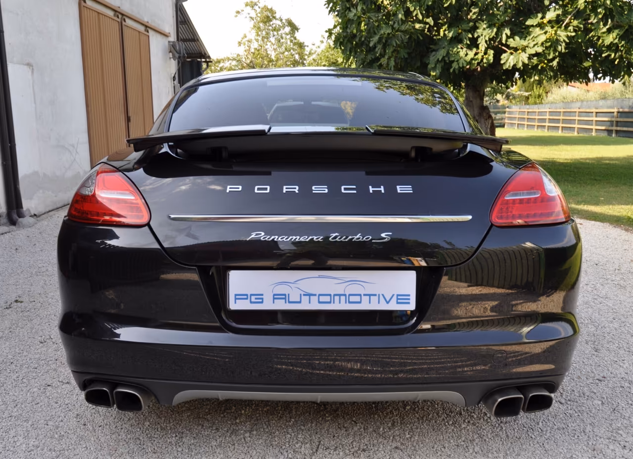 Porsche Panamera 4.8 Turbo S