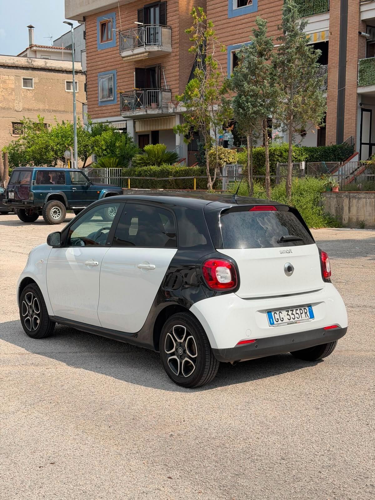 Smart ForFour 70 1.0 Prime