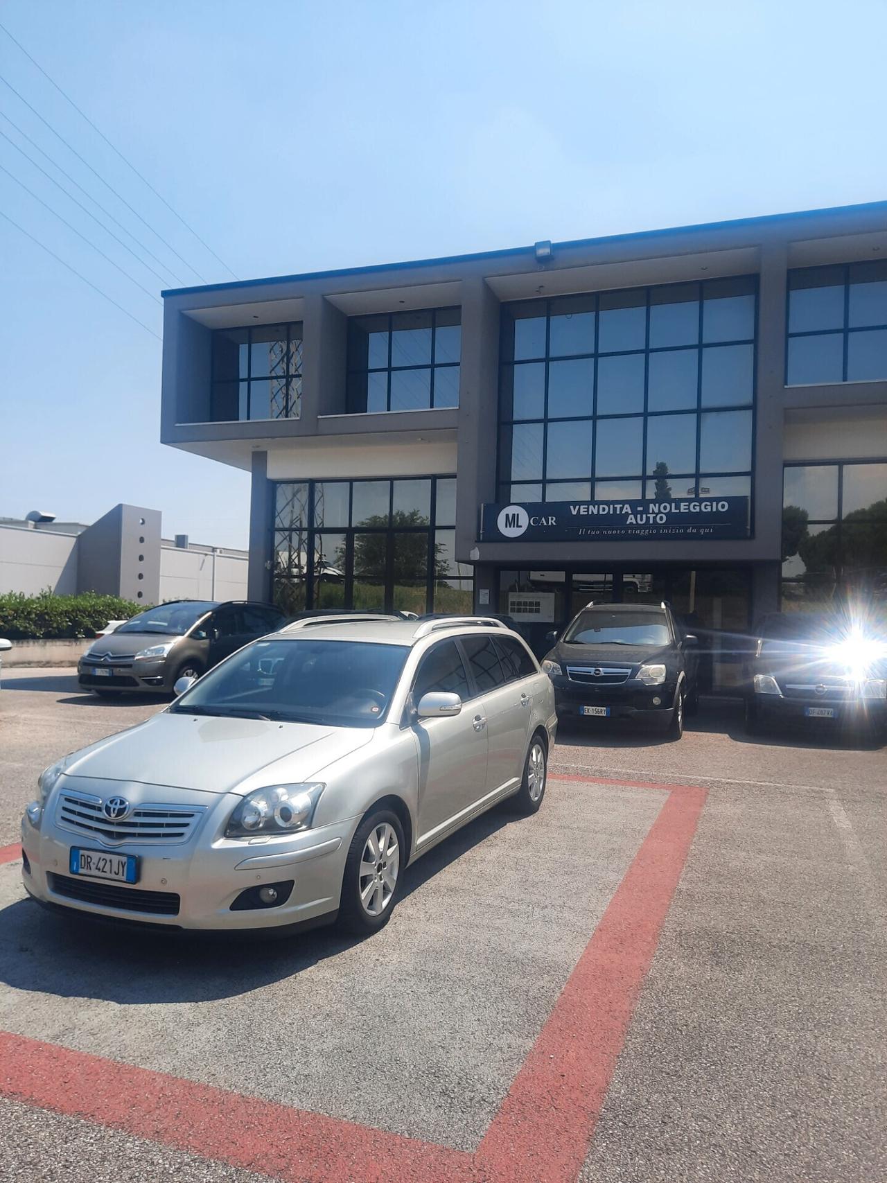 Toyota Avensis 2.2 D-4D 16V Station Wagon