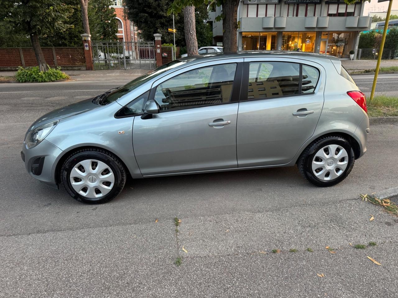 Opel Corsa 1.2 5 p GPL neopaten garanzia 12 mesi