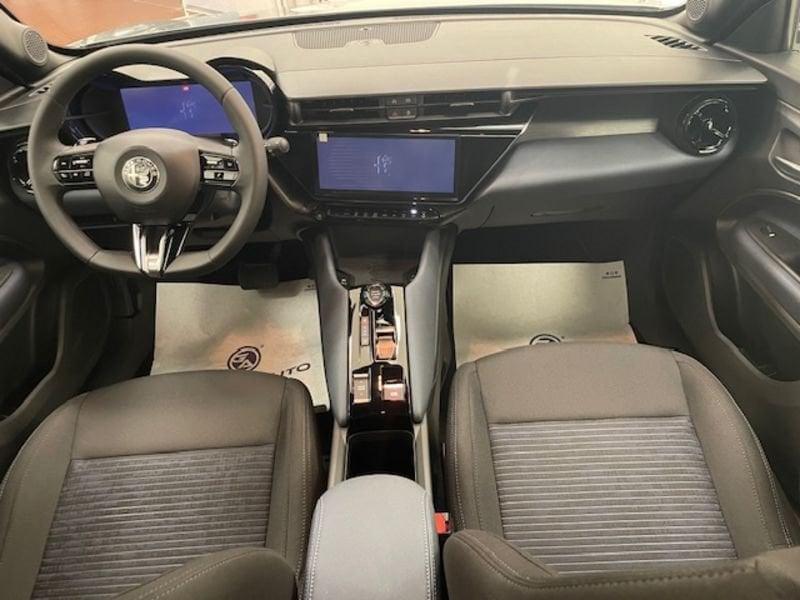 Alfa Romeo Junior Ibrida My25 Ibrida 1.2145cv Hybrid Edct6