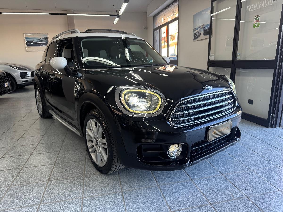 MINI COUNTRYMAN Cooper D Hype aut. TETTO/ NAVI/ LED