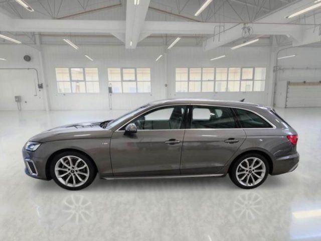 AUDI A4 35 TDI/163 CV S tronic S line edition