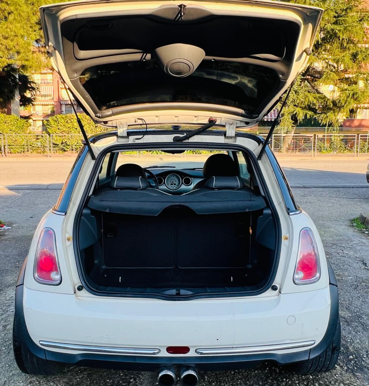 Mini 1.6 16V One de luxe