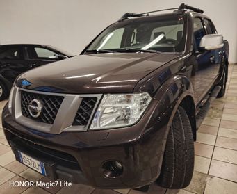 Nissan Navara 2.5 dCi 190CV 4 porte Double Cab LE