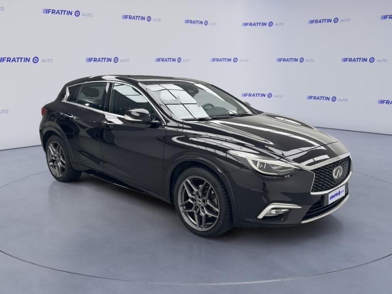 INFINITI Q30 2.2D PREMIUM TECH 170CV D