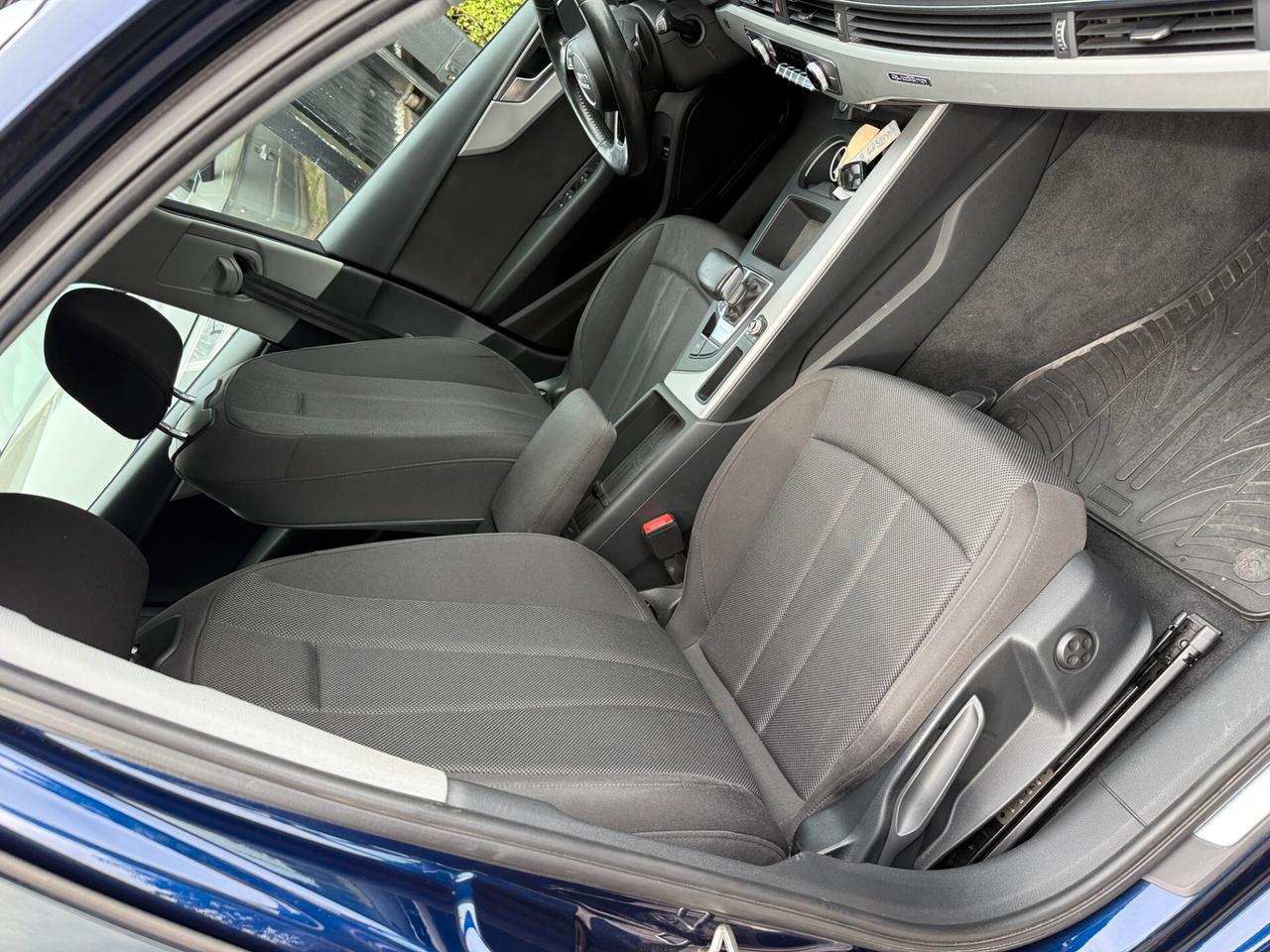 Audi A4 Avant 40 TDI quattro S tronic S line edition
