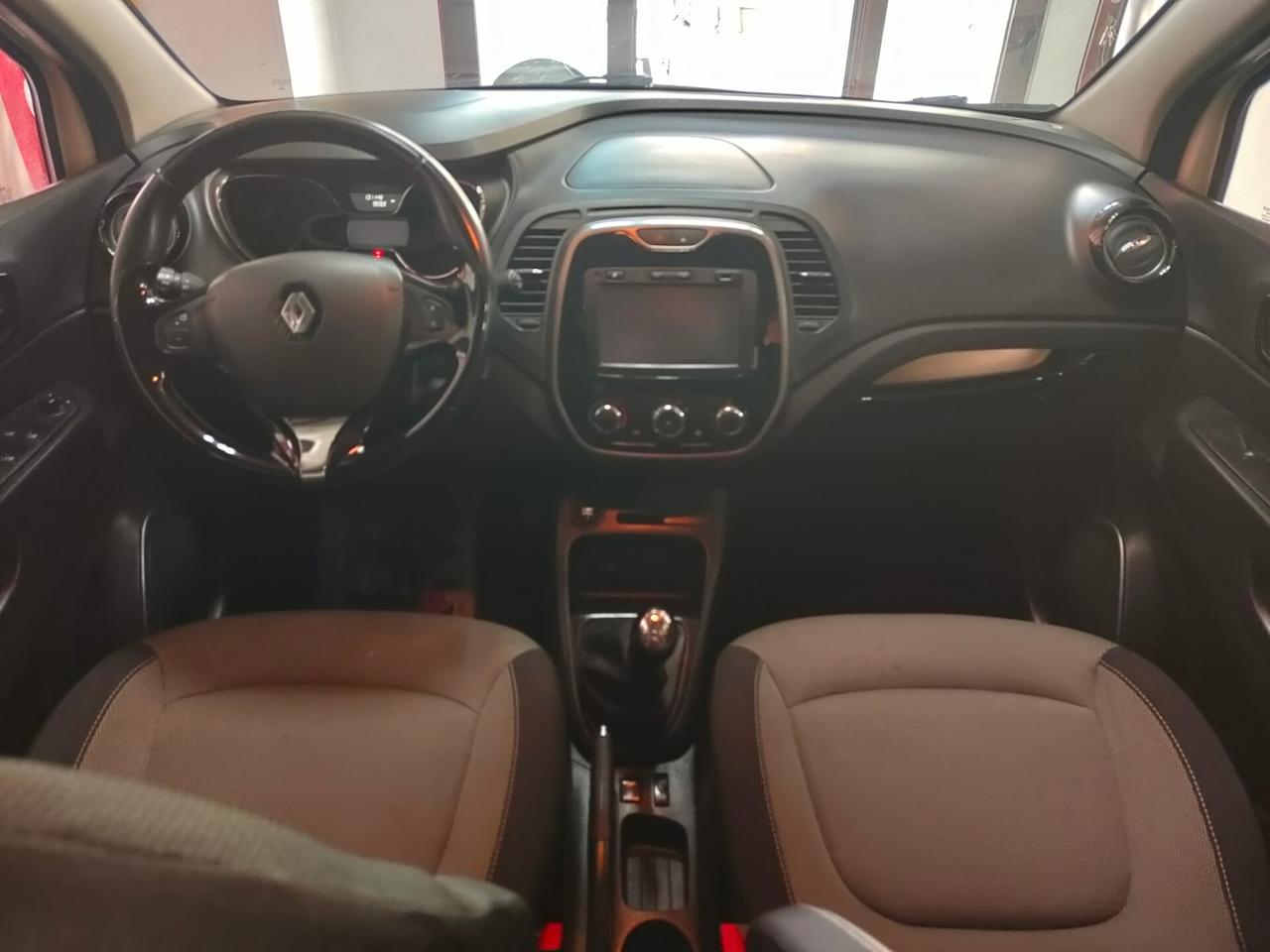 Renault Captur 1.5 dCi 8V 90 CV - 2015 POCHI KM