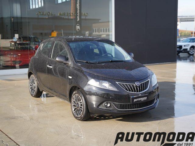 LANCIA Ypsilon 70CV Hybrid Platino