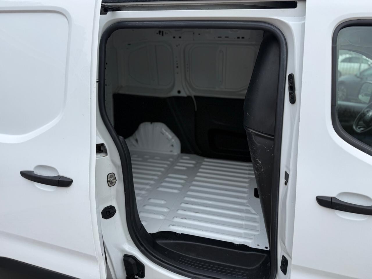 Citroen Berlingo BlueHDi 100 S&S Van M Club