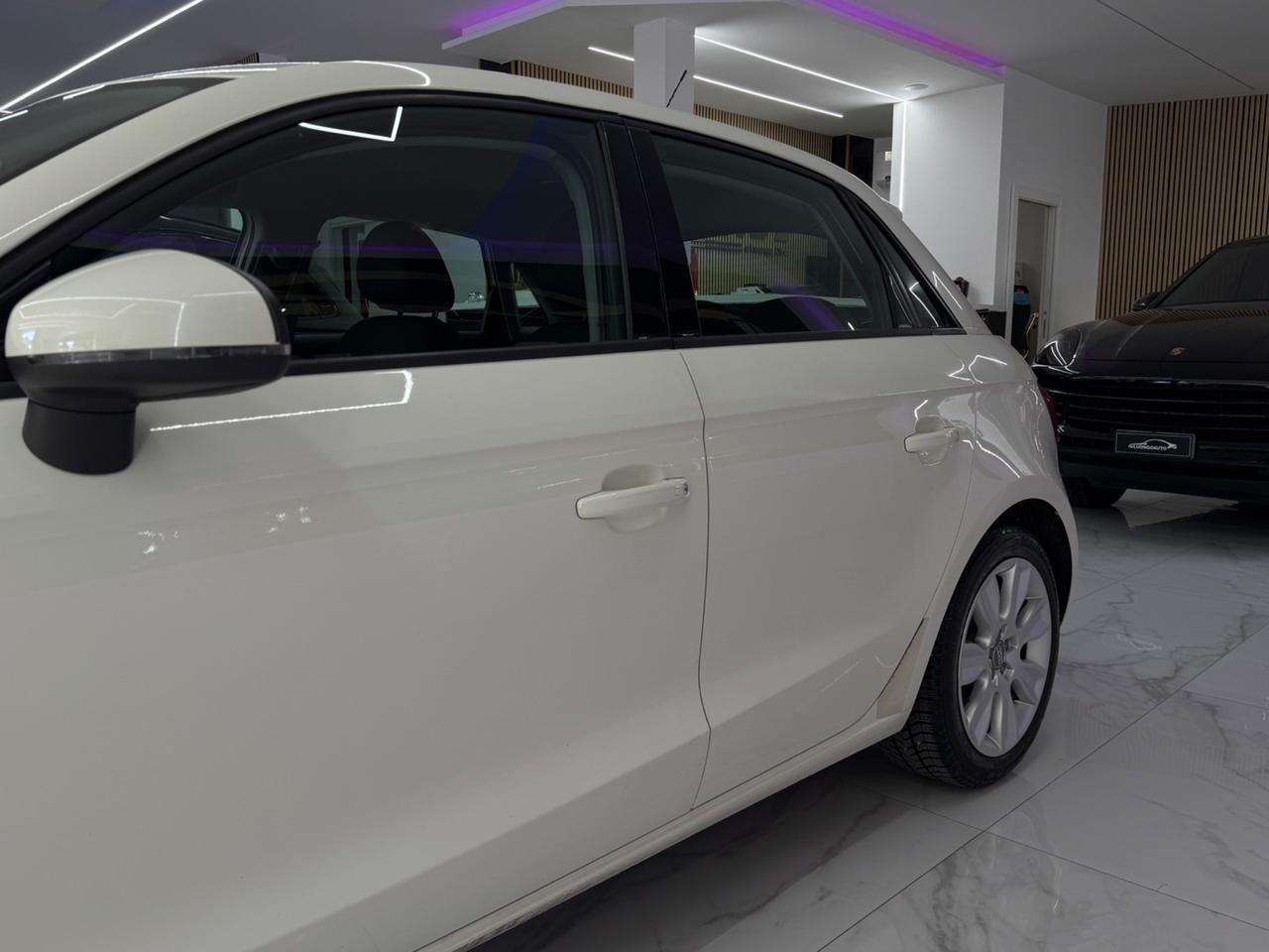 Audi A1 1.2 TFSI Admired Full Optional