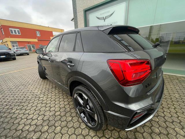 AUDI Q2 35 TDI S tronic Identity Black