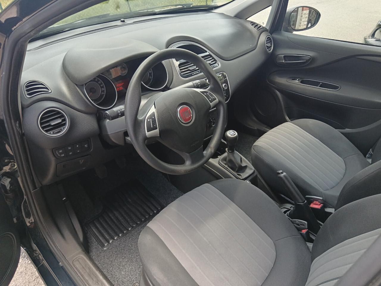 Fiat Punto 1.3 MJT 95CV NAVI NEOPATENTATI