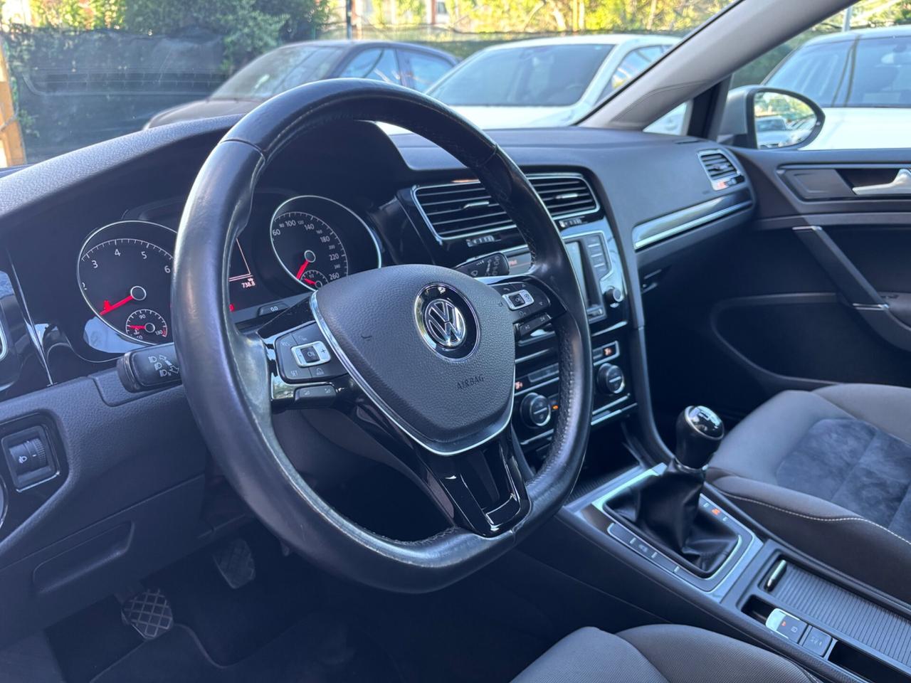 Volkswagen Golf 1.4 TSI 125CV 5p. Highline OK NEOPATENTATI