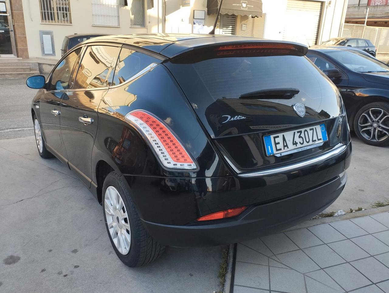 Lancia Delta 1.6 MJT DPF Argento
