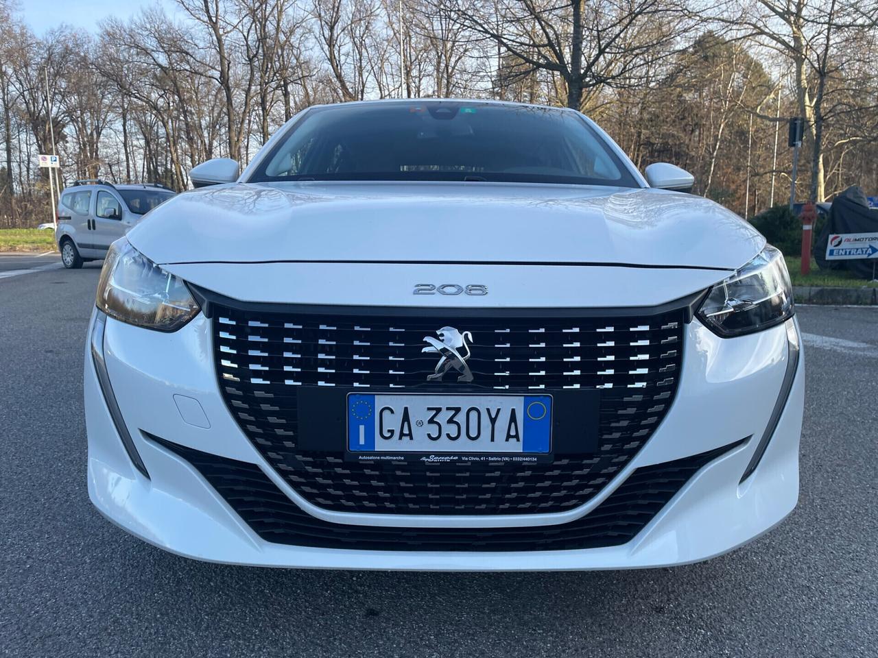 Peugeot 208 PureTech 100 Stop&Start 5 porte *Automatik* Solo 65000km*