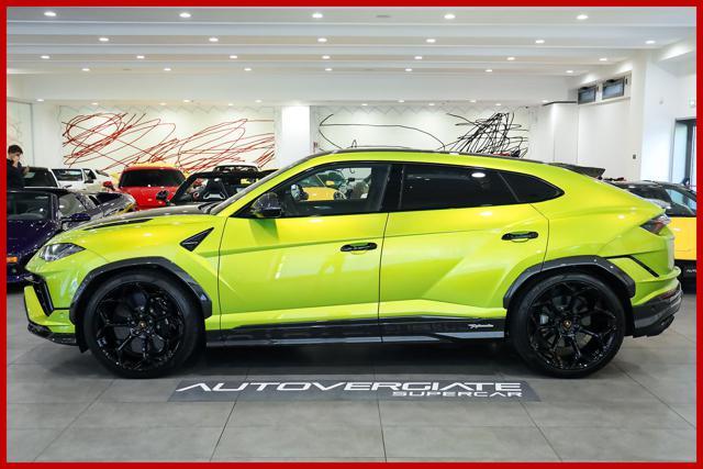 LAMBORGHINI Urus 4.0 Performante | FULL CARBON | AKRAPOVIC
