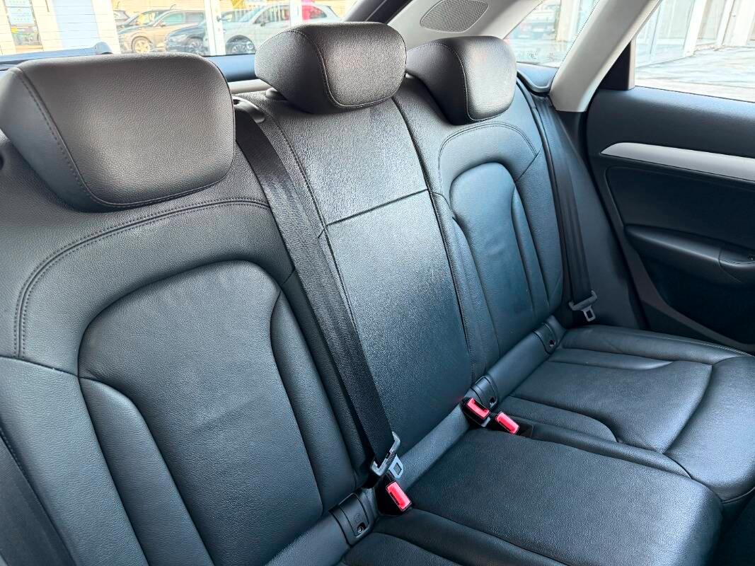 Audi Q3 2.0 tdi quattro 150cv s-tronic