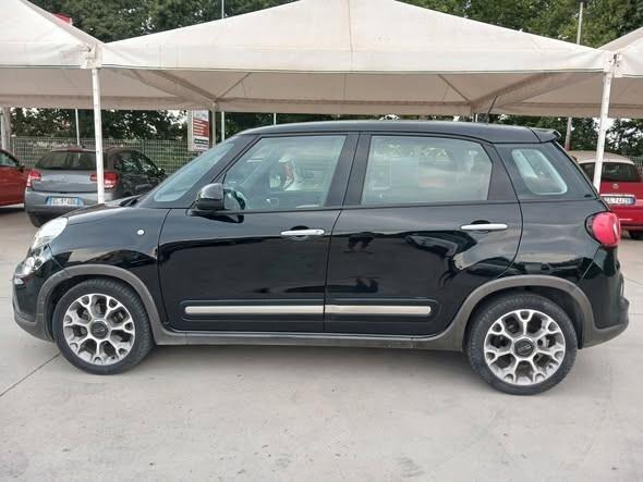 Fiat 500L 1.3 Multijet 95 CV Trekking tetto panoramico sensori automatica garanzia
