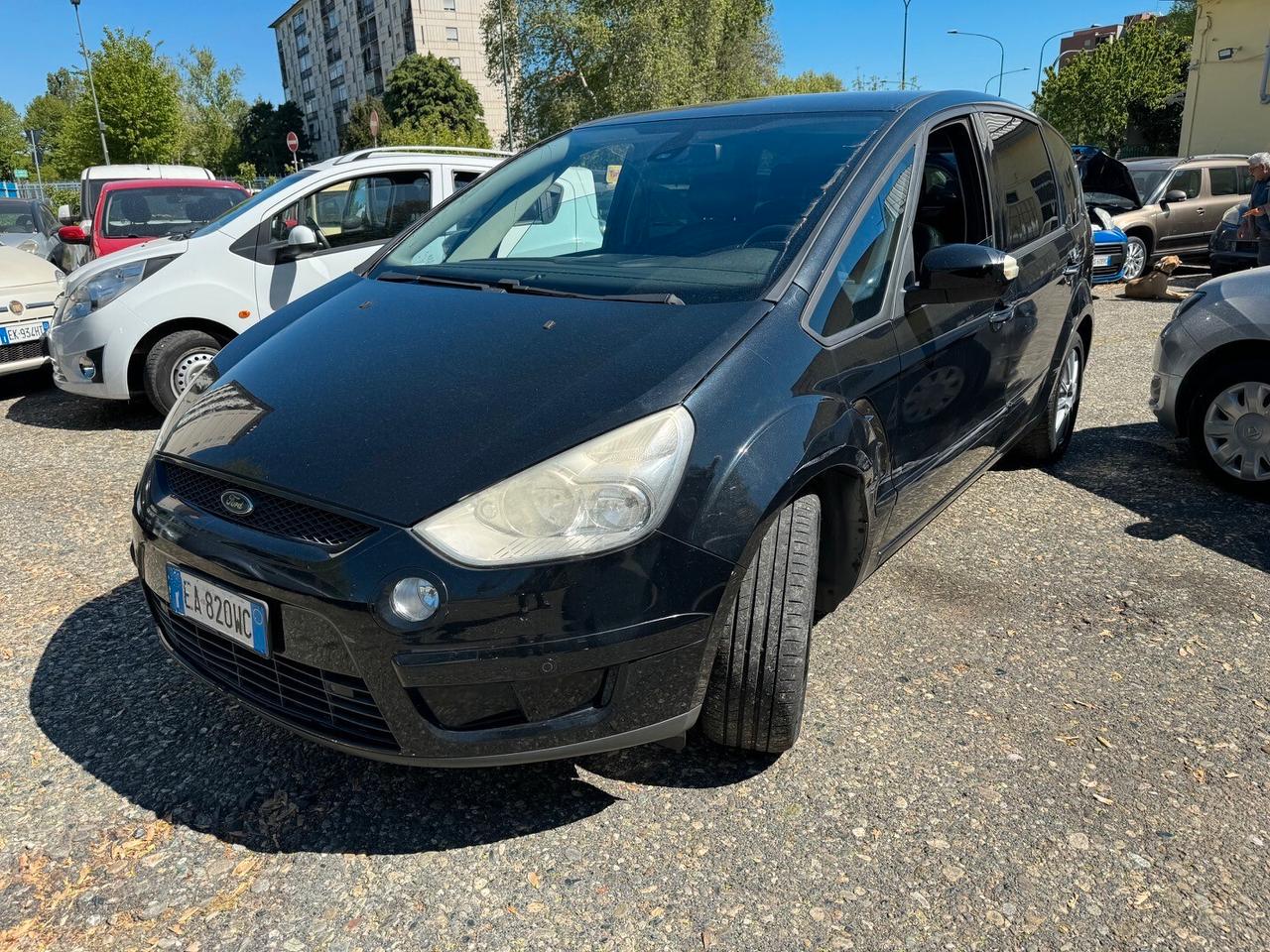 Ford S-Max 2.0 TDCi 7 POSTI Titanium 2010