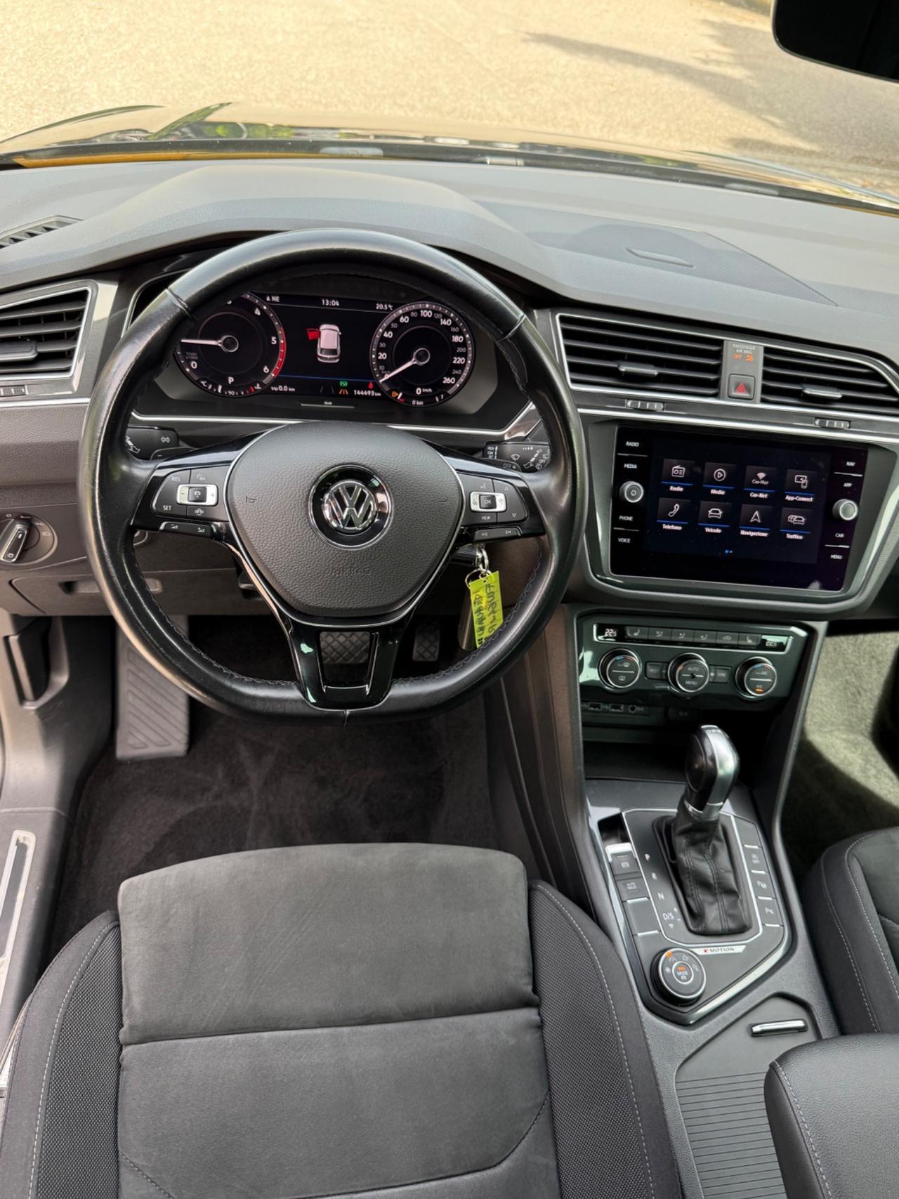 Volkswagen Tiguan 2.0 TDI SCR DSG 4MOTION Sport BMT