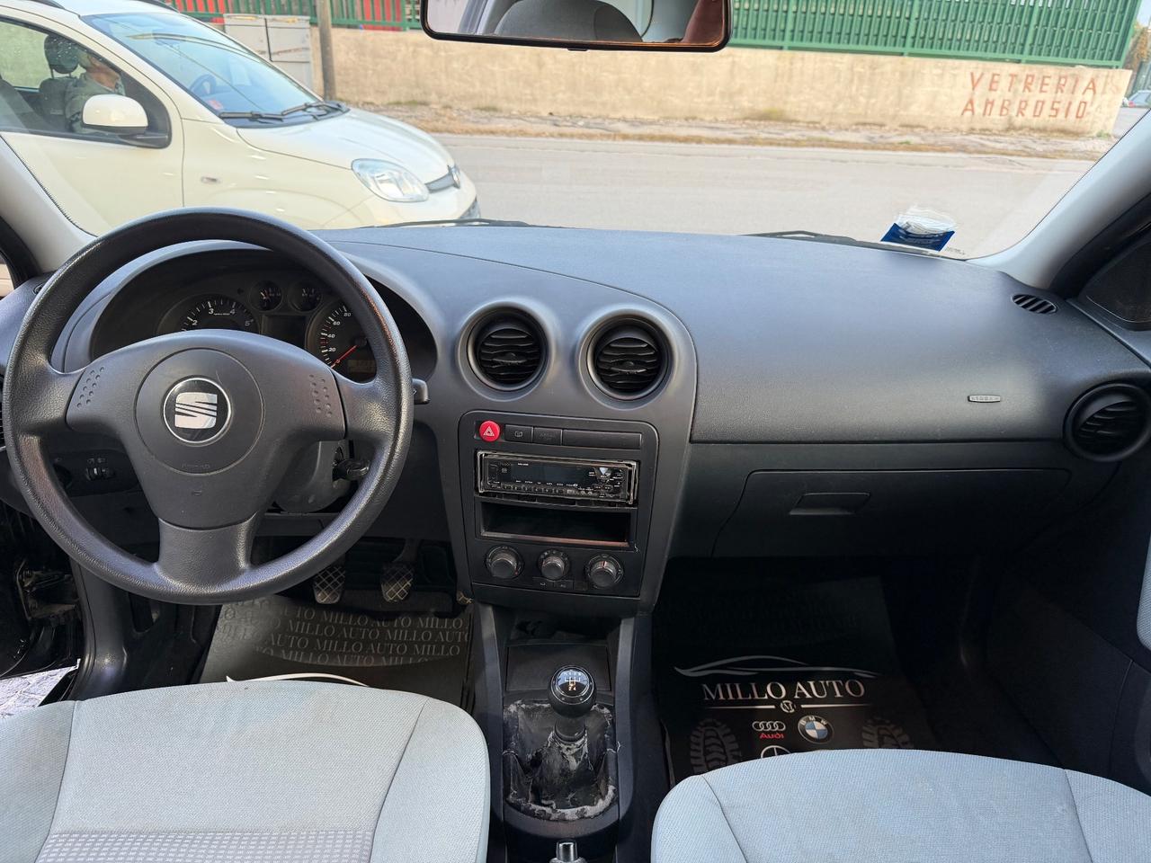 Seat Ibiza 1.2 12V 3p. Stella 33.000KM