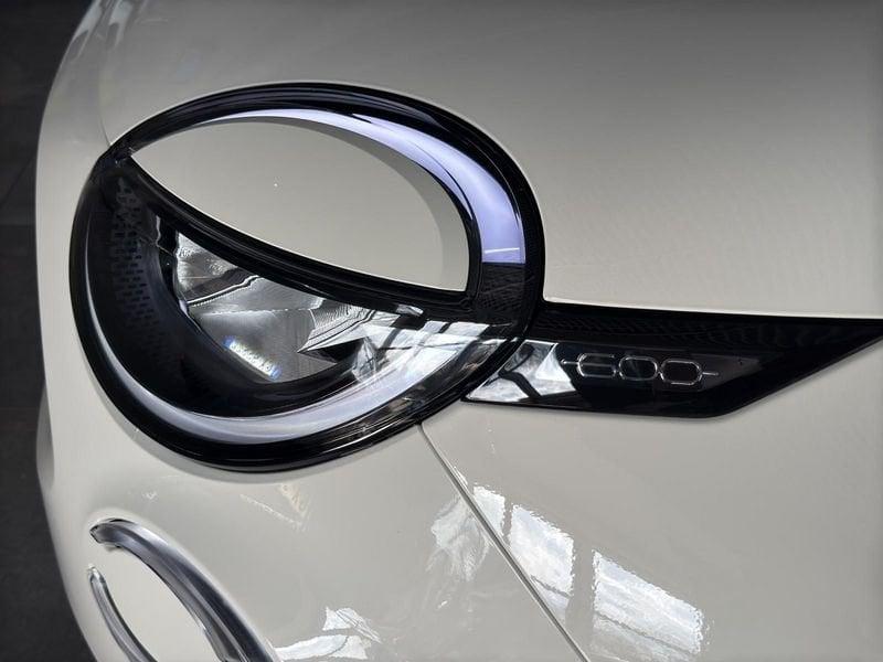 FIAT 600 600 5p Hybrid 136cv DCT MHEV La Prima