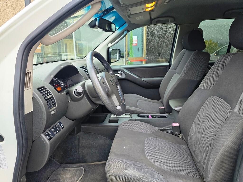 Nissan Navara 2.5 dCi 171 CV "LE"