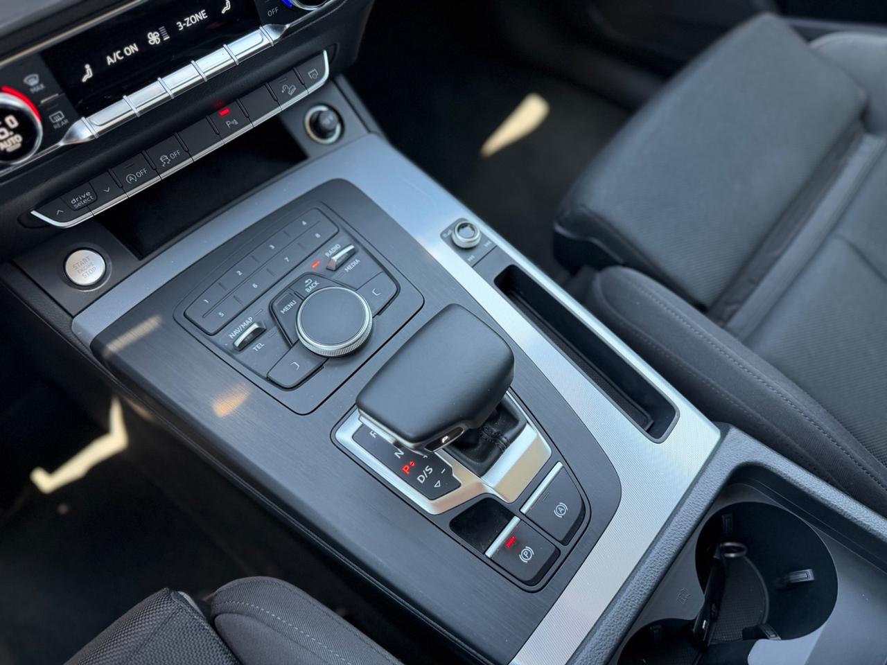 Audi Q5 40 TDI quattro S tronic line plus