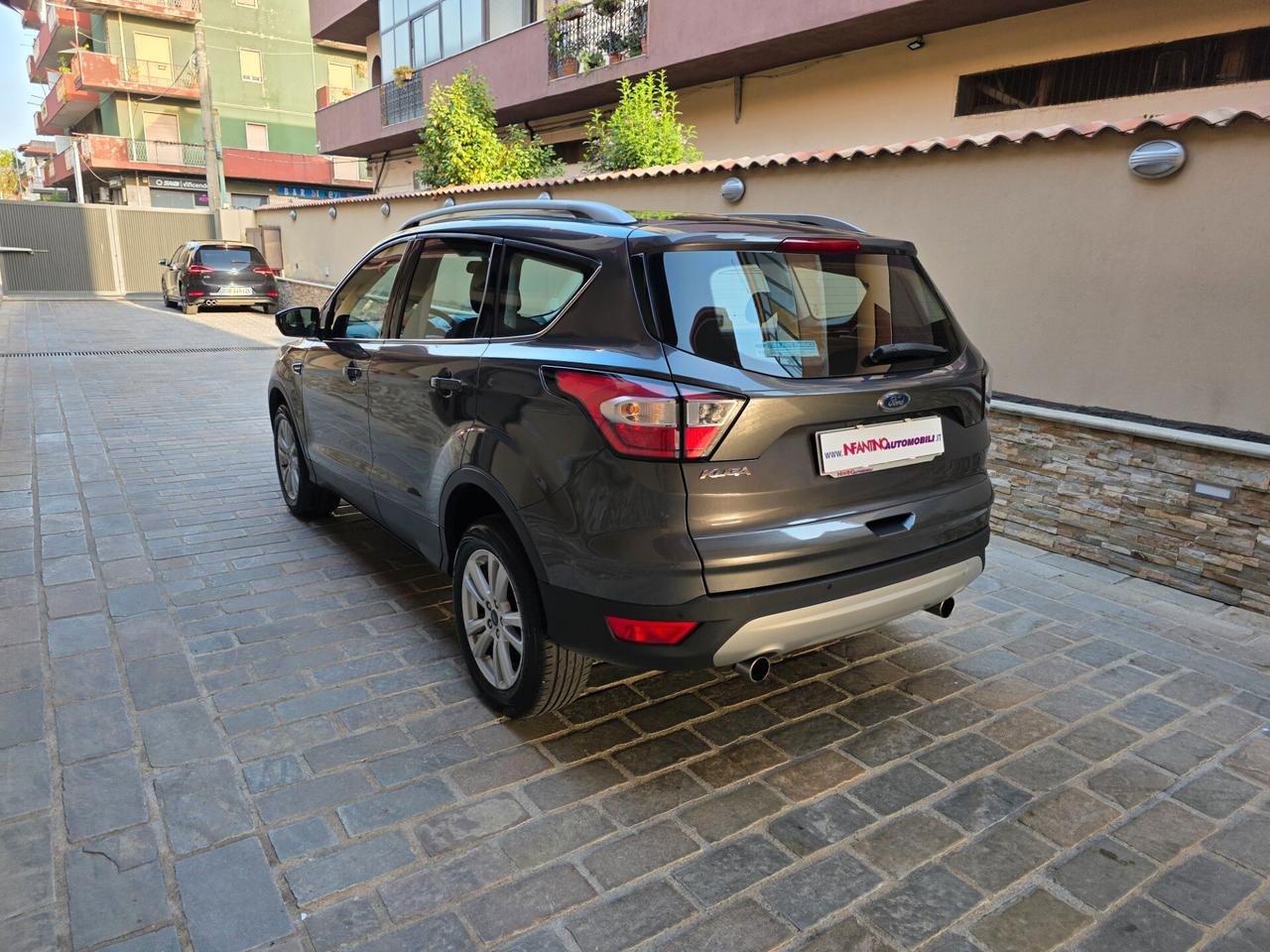 Ford Kuga 1.5 TDCI 120 CV S&S 2WD Titanium