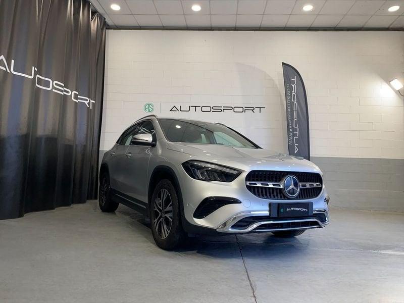 Mercedes-Benz GLA GLA 180 Automatic Progressive Advanced