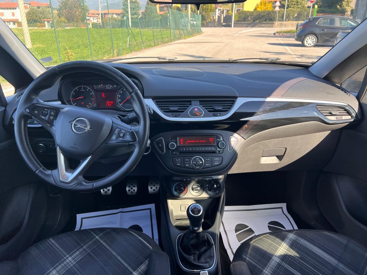 Opel Corsa 1.4 90CV GPL Tech 5 porte b-Color
