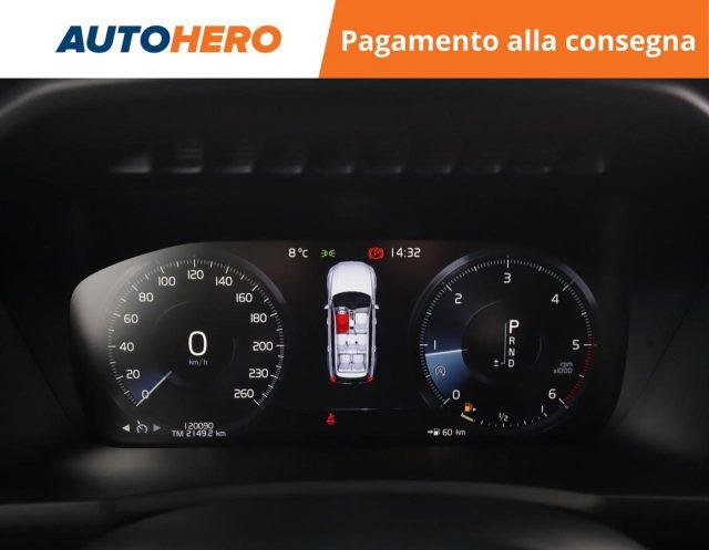 VOLVO XC90 D5 AWD Geartronic 7 posti Momentum