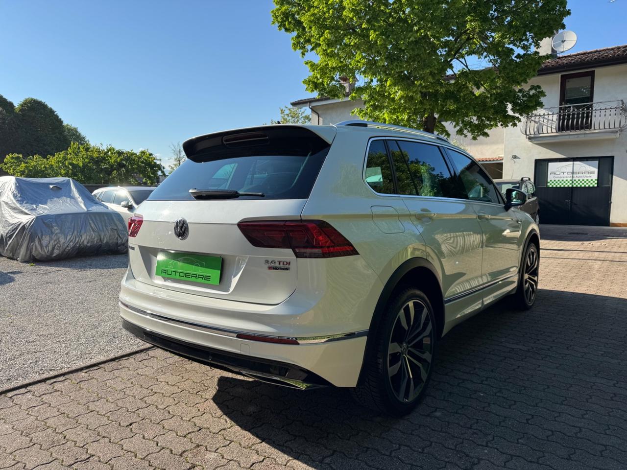 Volkswagen Tiguan 2.0 BiTDI SCR DSG 4MOTION Advanced R-Line BMT