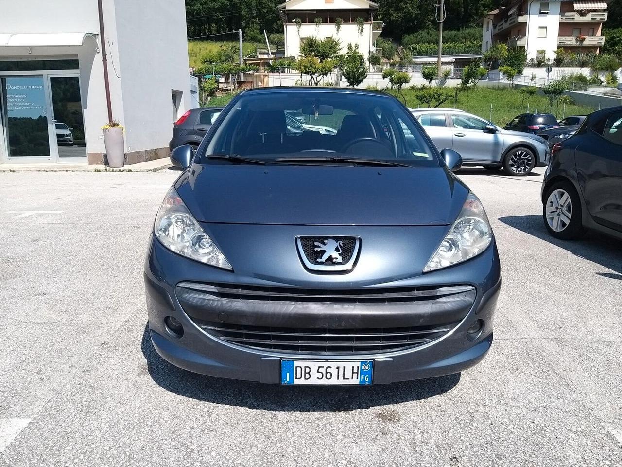 Peugeot 207 1.4 HDi 70CV 5p. ONE Line