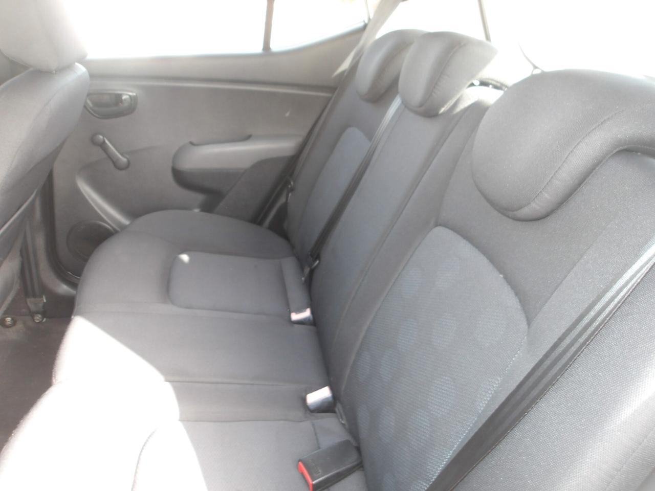 HYUNDAI I10 1.1 B/GPL-(CASA MADRE)-2009