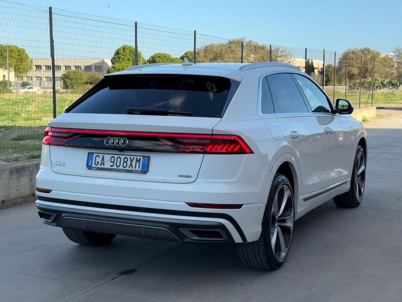 Audi Q8 50 TDI 286 CV quattro tiptronic Sport