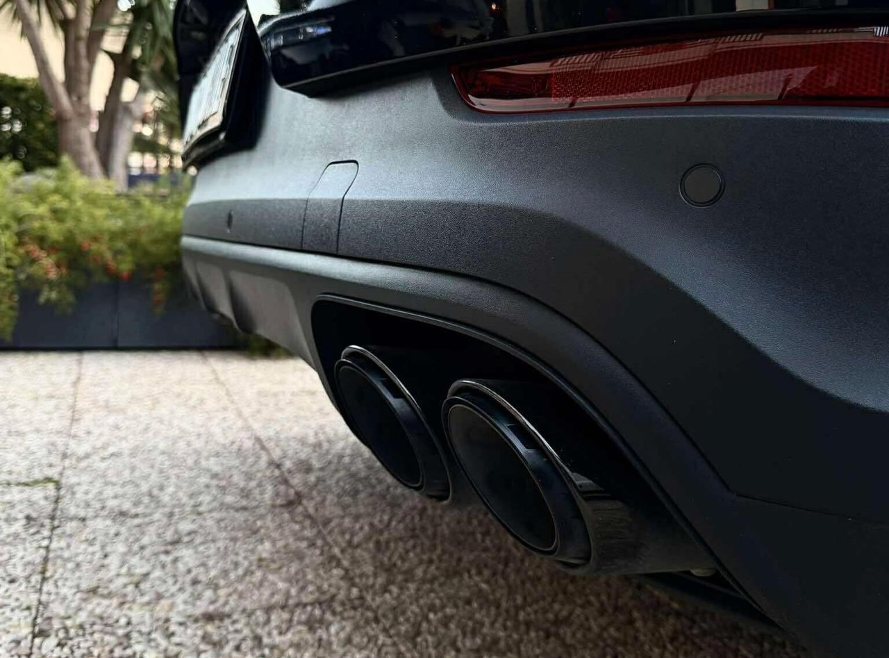 Porsche Cayenne Coupé 3.0 V6 E-Hybrid Platinum Edition