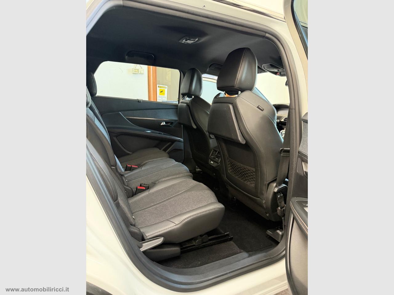 PEUGEOT 5008 BlueHDi 130 S&S GT Line 7 POSTI