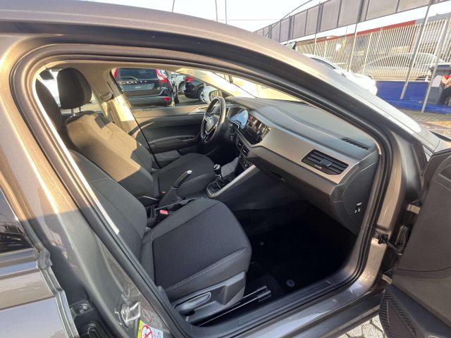 VOLKSWAGEN Polo Polo VI 5p 1.0 mpi Comfortline 75cv