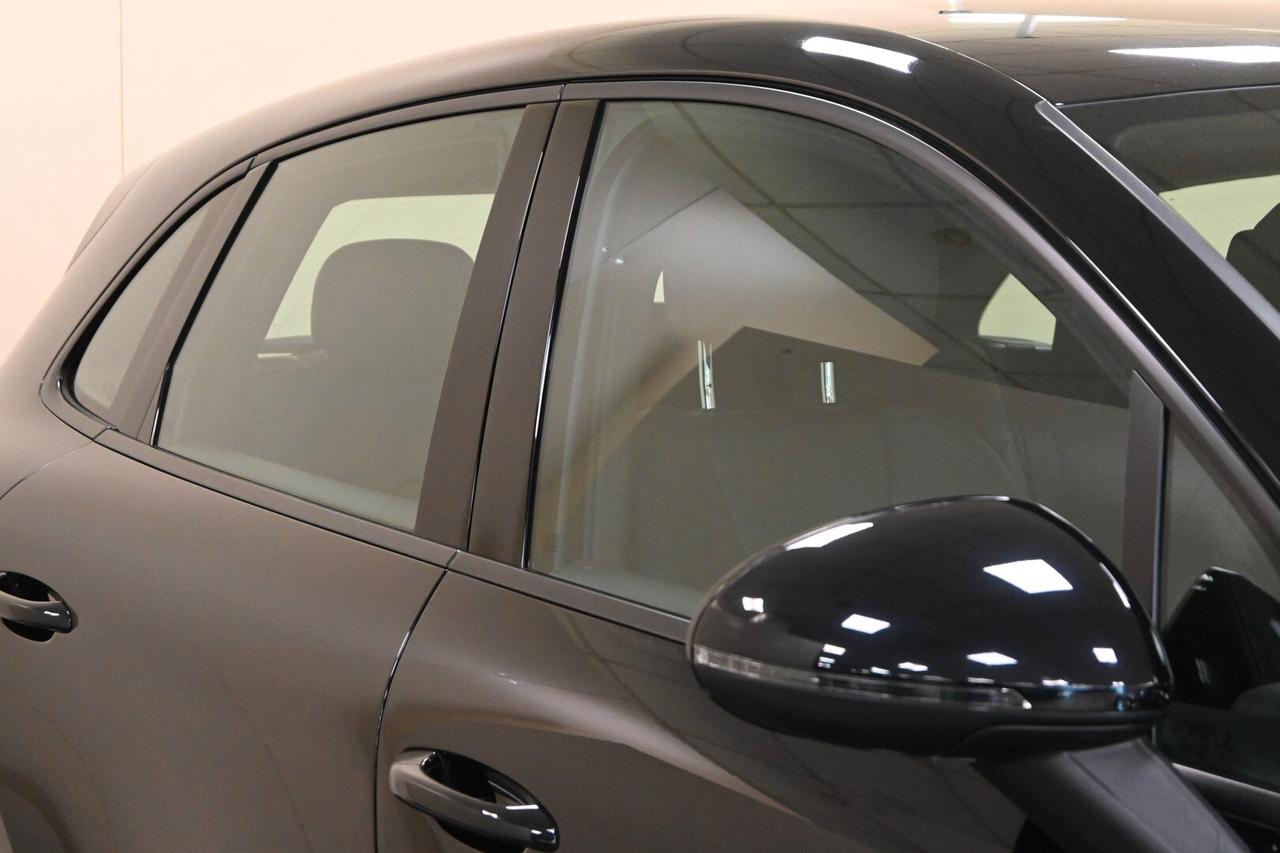 PORSCHE Macan 1ªs. '13-'25 Macan 2.0