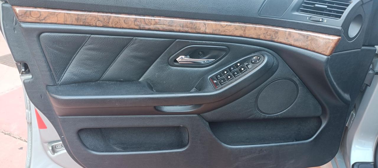 Bmw 520 520i 24V cat