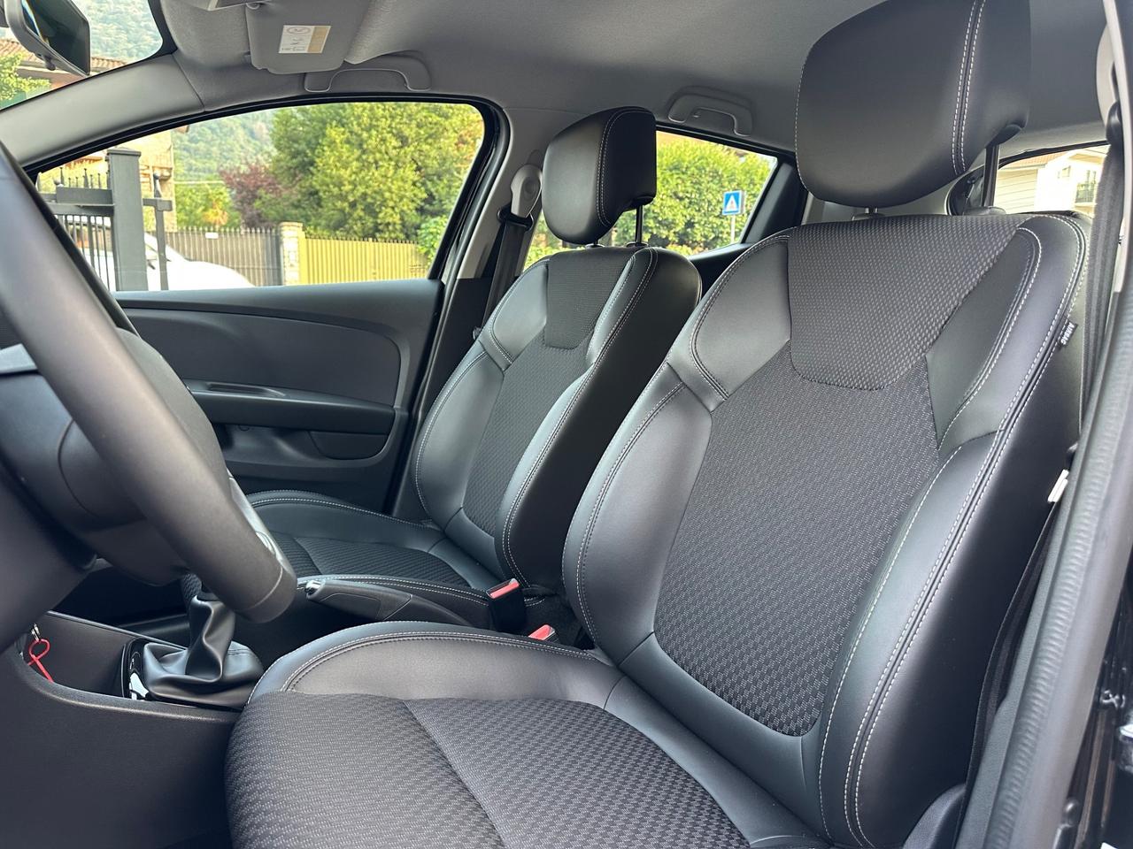 Renault Clio dCi 8V 90 CV 5 porte Moschino Life