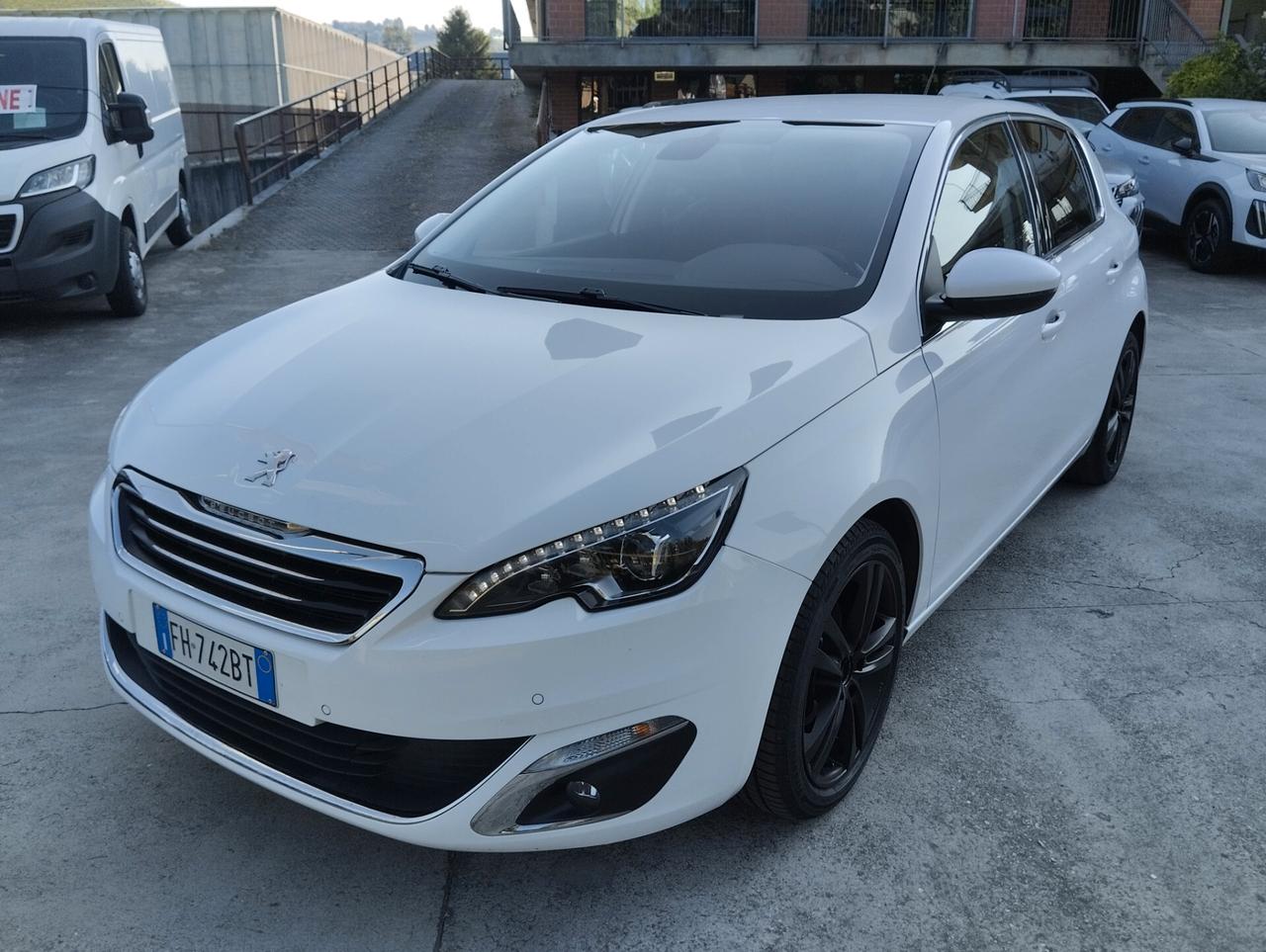 Peugeot 308 BlueHDi 120 S&S Allure