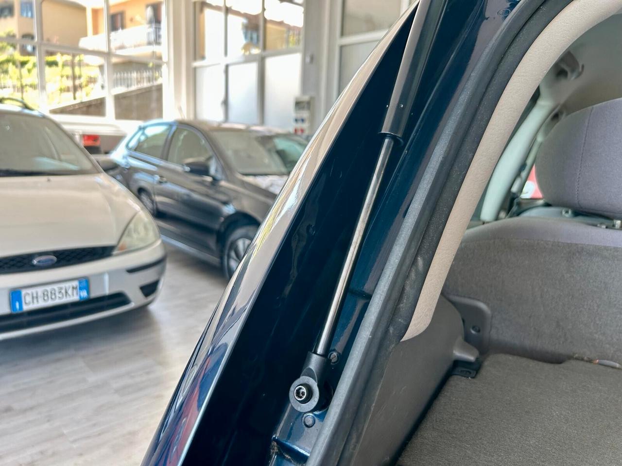 Chrysler PT Cruiser 2.0 BENZINA *140.000KM*TAGLIANDATA*ELEGANTE*ECONOMICA*STILOSA*ASI